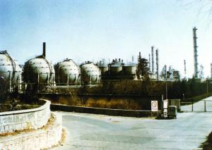 1980年辽河油田沥青厂球罐防腐保温工程